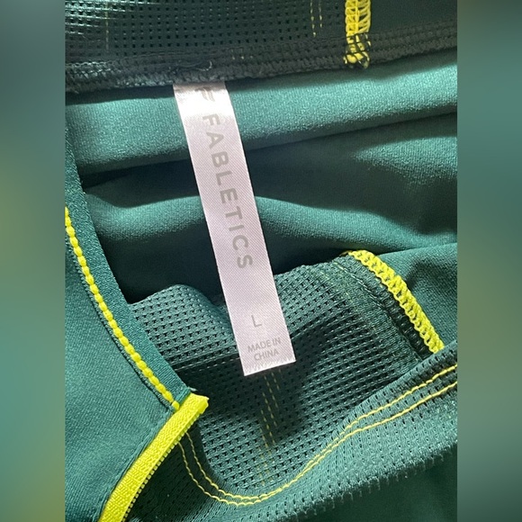Fabletics Women's Nara Half Zip Hoodie Rainforest/Citron Color Size L NWT - Picture 11 of 16